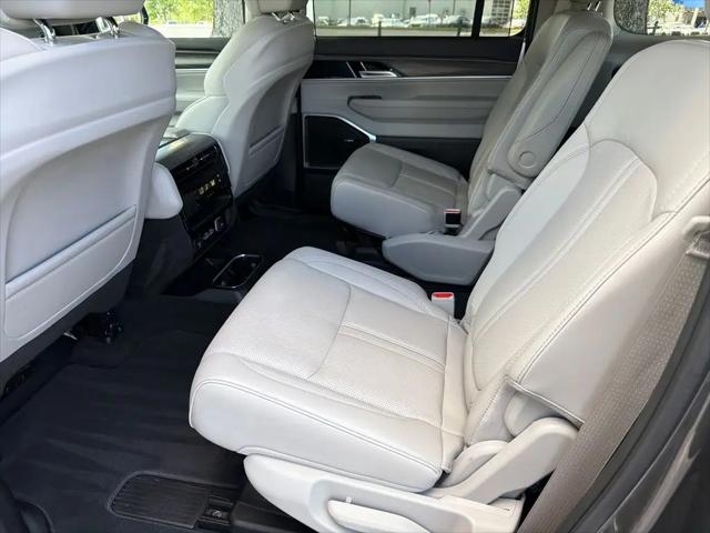 2023 Jeep Wagoneer Series II 4x4