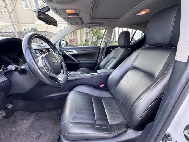 2011 Lexus CT 200h Premium