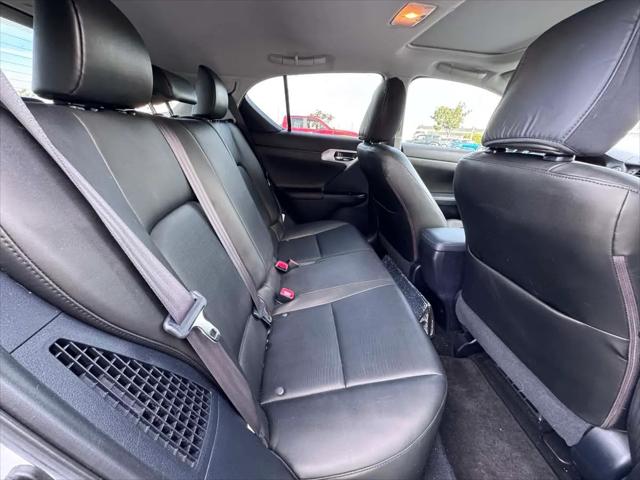 2011 Lexus CT 200h Premium