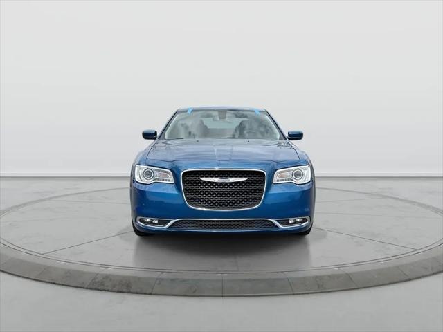 2021 Chrysler 300 Touring