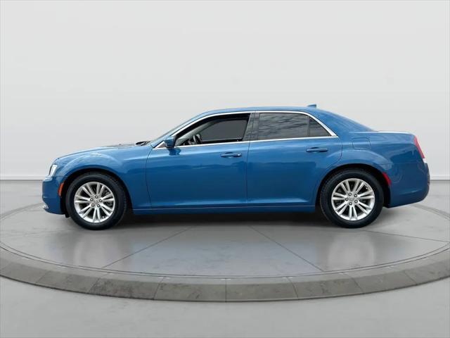 2021 Chrysler 300 Touring