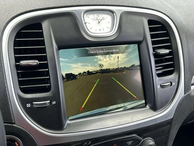 2021 Chrysler 300 Touring