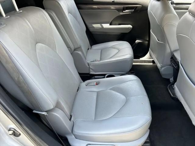 2021 Toyota Highlander Platinum