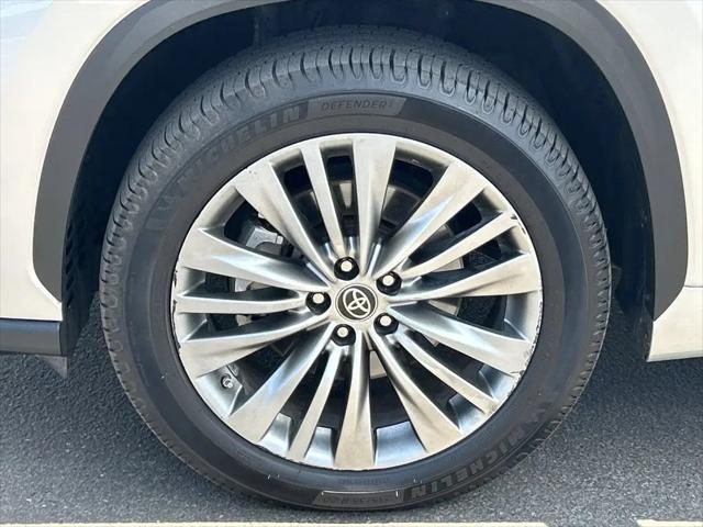 2021 Toyota Highlander Platinum