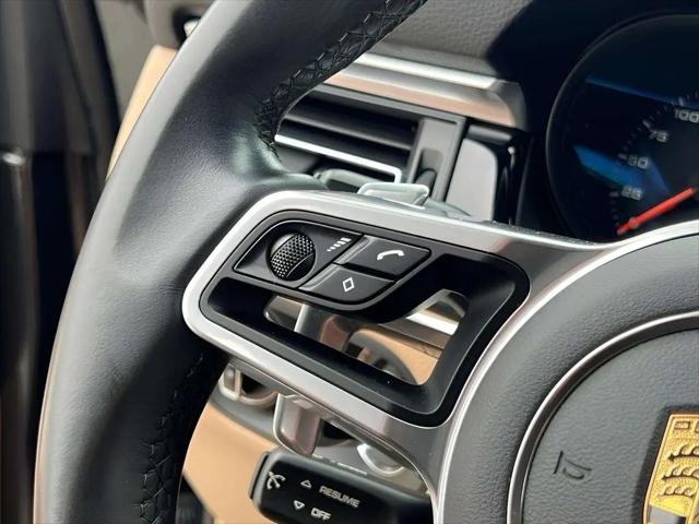 2021 Porsche Macan Macan