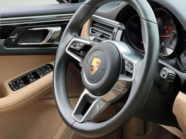 2021 Porsche Macan Macan