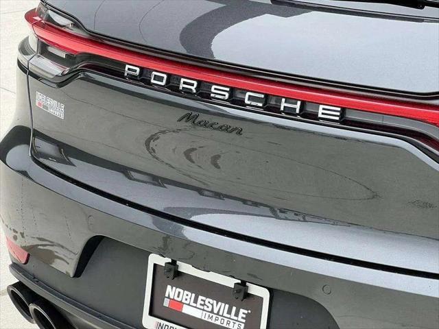 2021 Porsche Macan Macan