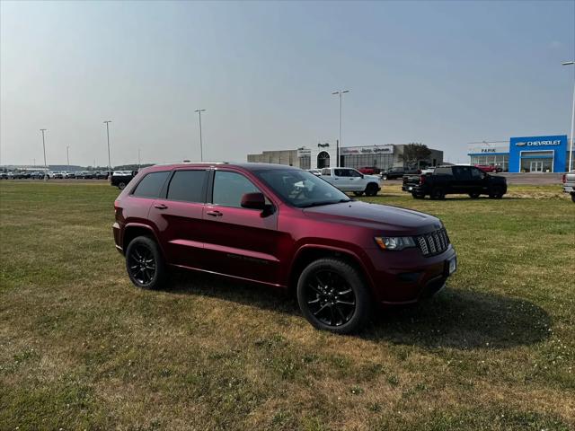 2020 Jeep Grand Cherokee Altitude 4x4 for sale in Luverne, MN
