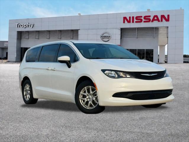 2023 Chrysler Voyager LX for sale in Mesquite, TX