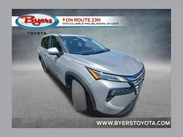 2025 Nissan Rogue SV Intelligent AWD for sale near Delaware, OH