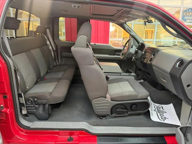2004 Ford F-150 XLT