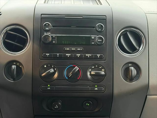 2004 Ford F-150 XLT