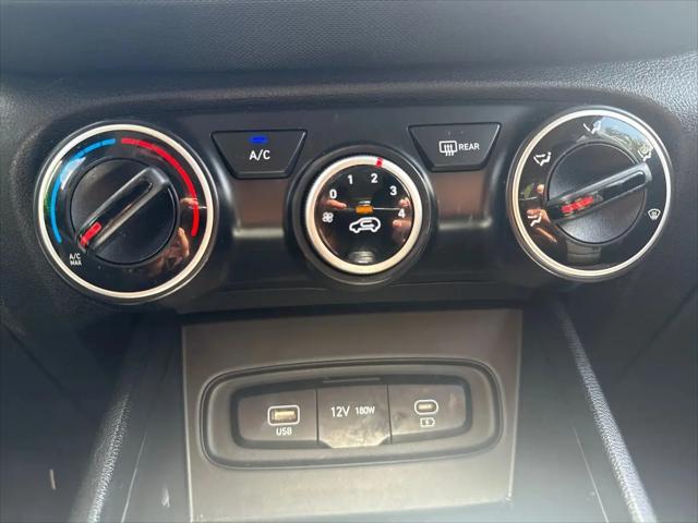 2023 Hyundai Venue SE