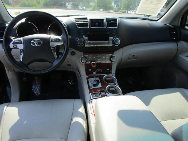 2012 Toyota Highlander Limited V6