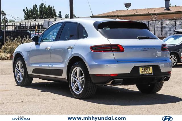 2017 Porsche Macan Macan