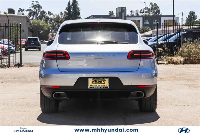 2017 Porsche Macan Macan