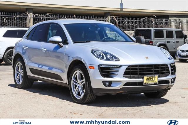 2017 Porsche Macan Macan