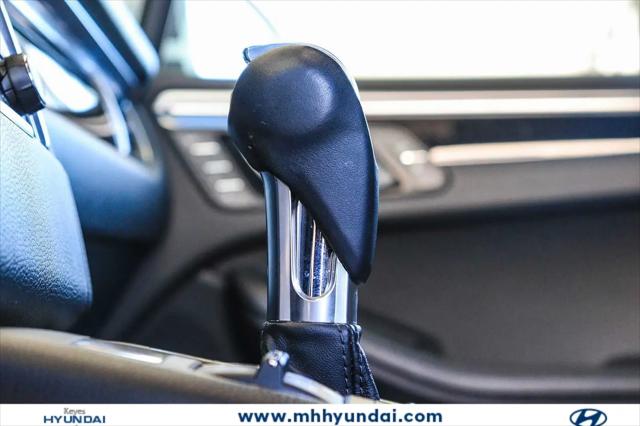 2017 Porsche Macan Macan