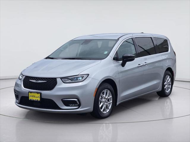 2024 Chrysler Pacifica Touring L for sale in Houston, TX