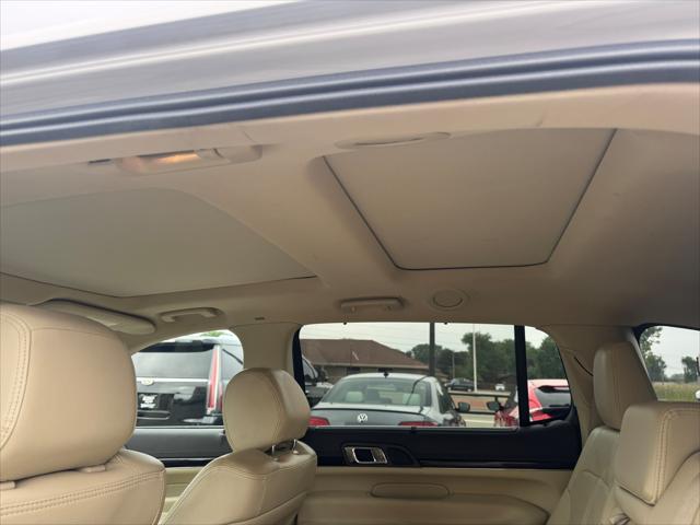 2019 Lincoln MKT Reserve