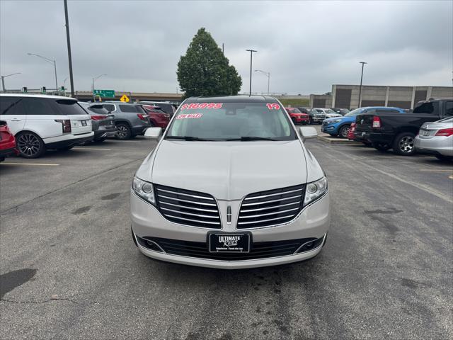 2019 Lincoln MKT Reserve