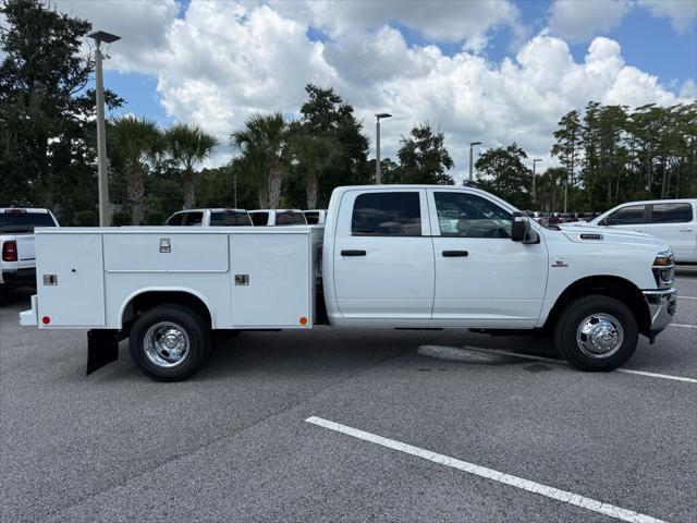 2026 RAM 3500 Chassis Tradesman/Big Horn