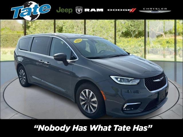 2023 Chrysler Pacifica Hybrid Touring L