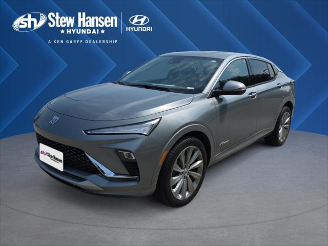 2024 Buick NV Avenir FWD for sale in Clive, IA