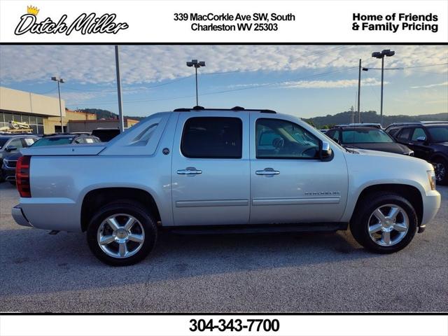 2013 Chevrolet Avalanche LS 2013 Chevrolet Avalanche LS