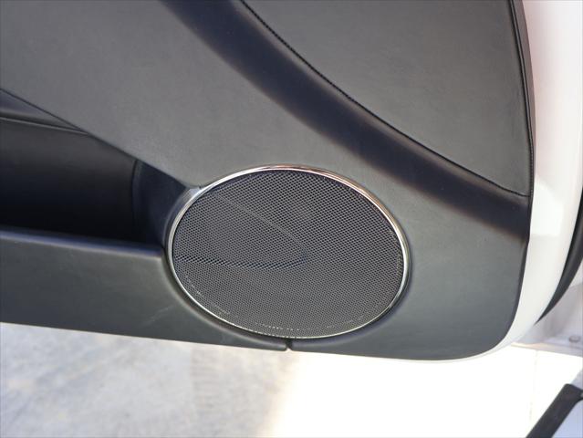2025 Karma Revero Label