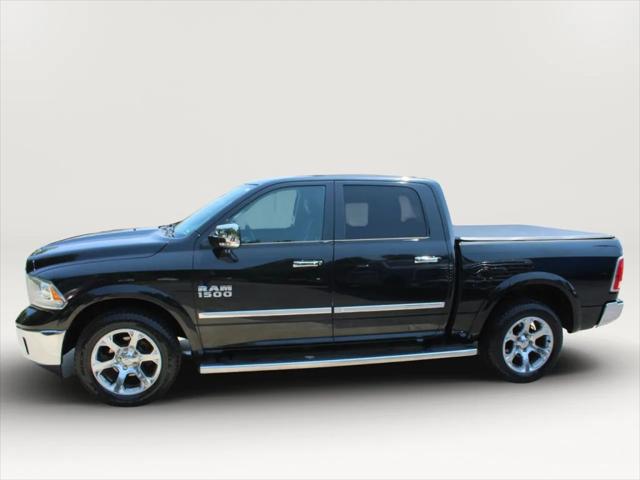 2017 Ram 1500 Laramie Crew Cab 4x4 5'7" Box