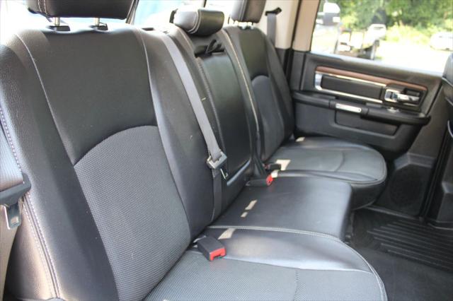 2017 Ram 1500 Laramie Crew Cab 4x4 5'7" Box