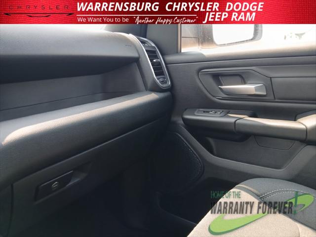 2026 Ram 1500 Express Crew Cab 4x4 57 Box