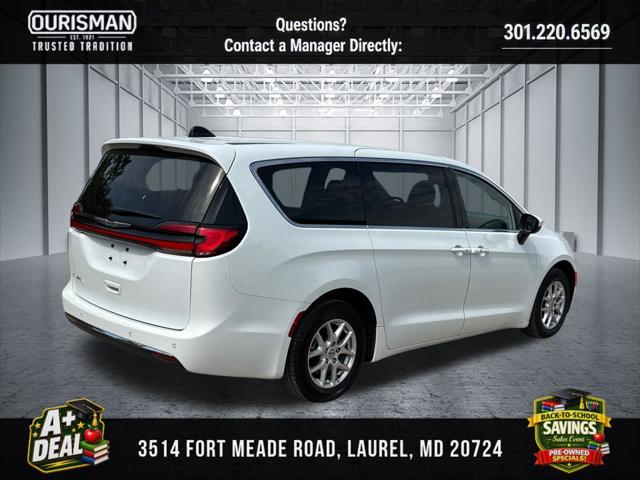 2023 Chrysler Pacifica Touring L