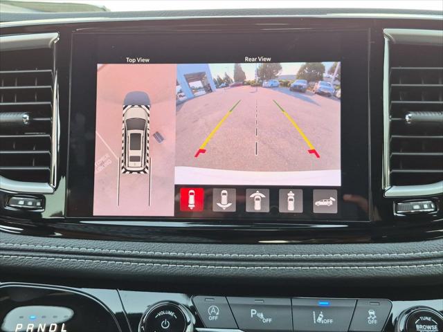 2027 Chrysler Pacifica Select