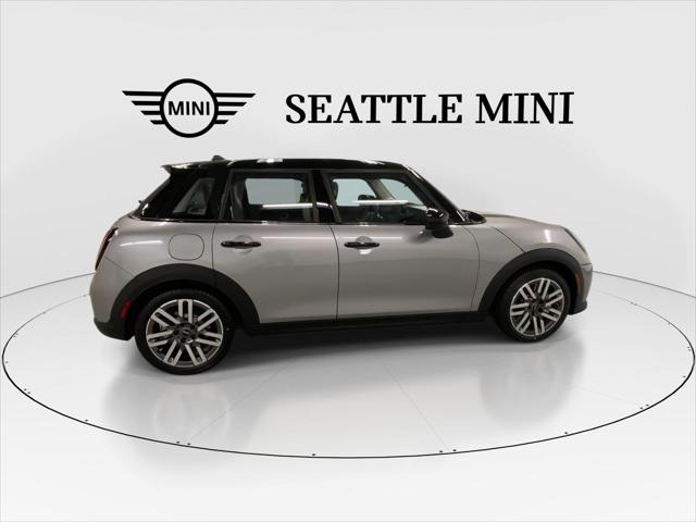 2027 MINI Cooper Hardtop Cooper S