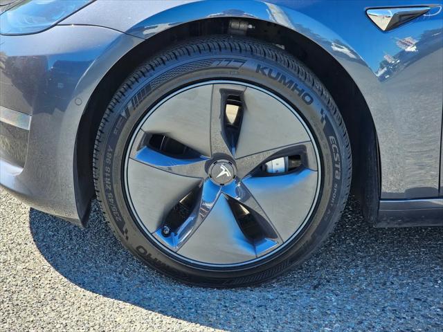 2019 Tesla Model 3 Mid Range