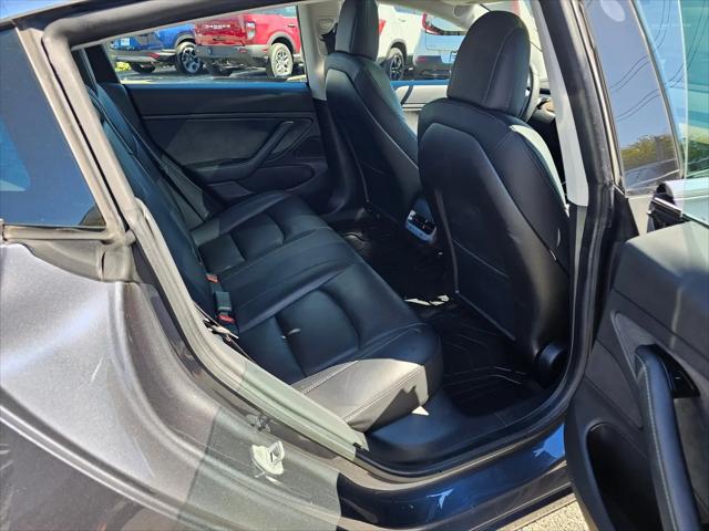 2019 Tesla Model 3 Mid Range