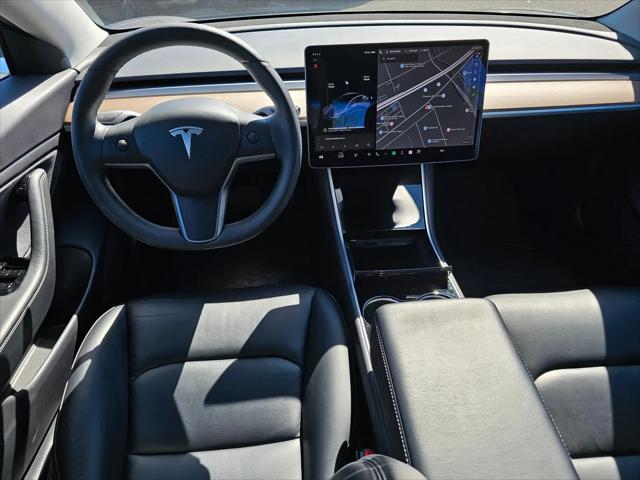2019 Tesla Model 3 Mid Range