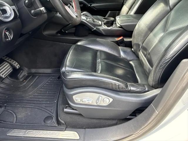 2016 Porsche Cayenne S