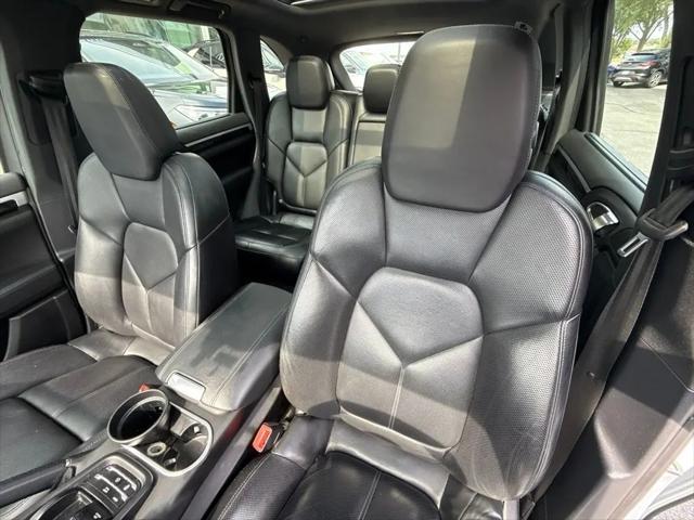 2016 Porsche Cayenne S