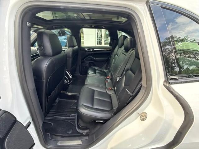 2016 Porsche Cayenne S