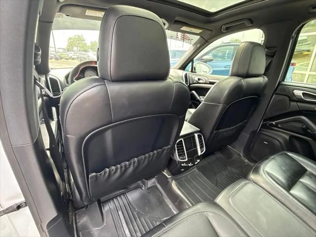 2016 Porsche Cayenne S