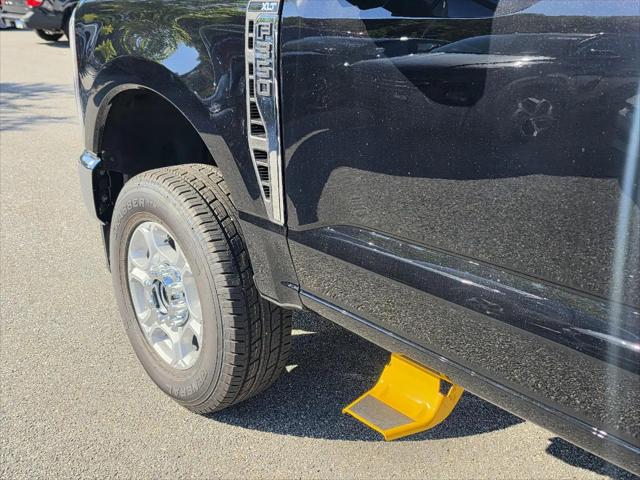 2026 Ford F-350 XLT