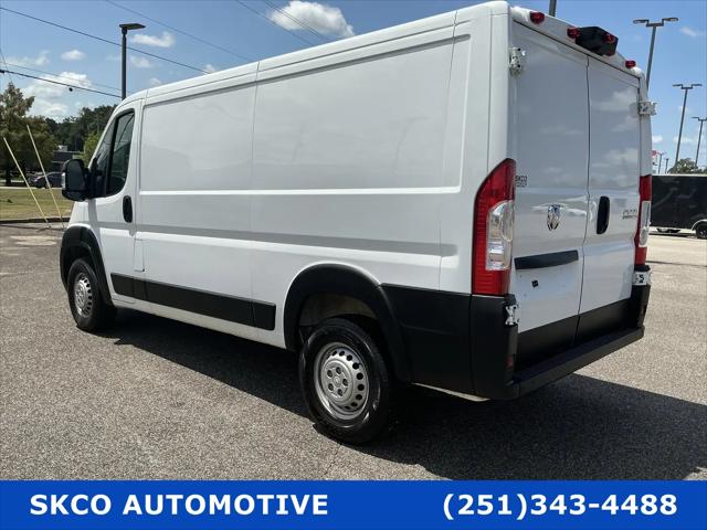2025 Ram ProMaster 2500 Cargo Van Tradesman Low Roof 136 WB w/Pass Seat