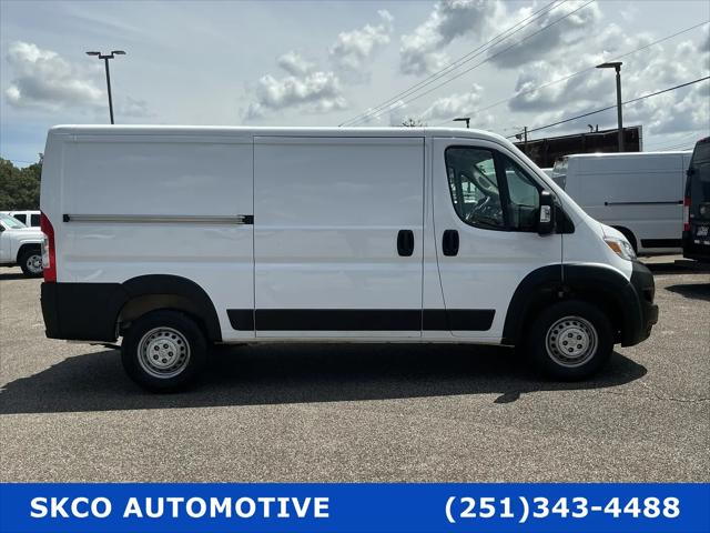 2025 Ram ProMaster 2500 Cargo Van Tradesman Low Roof 136 WB w/Pass Seat