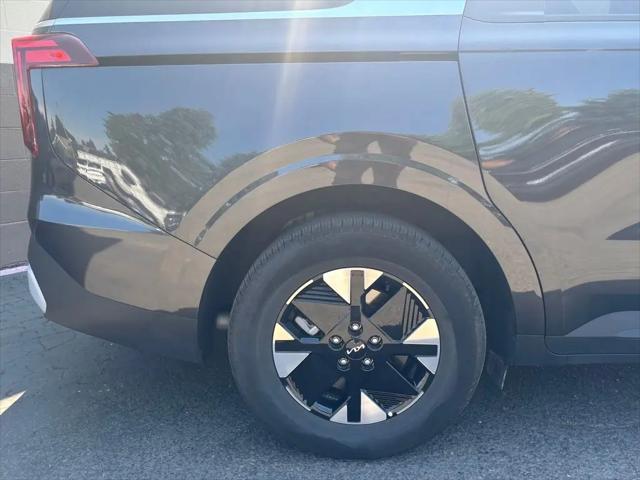 2026 Kia Carnival MPV LXS