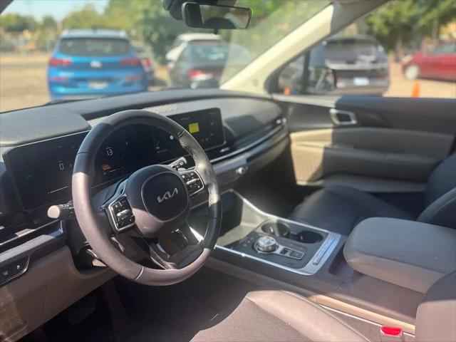 2026 Kia Carnival MPV LXS