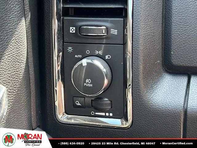2017 Ram 1500 Night Crew Cab 4x4 57 Box