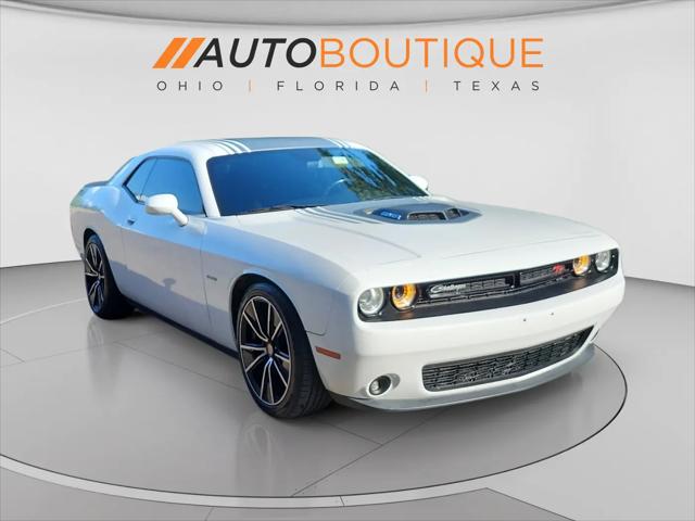 2017 Dodge Challenger R/T Shaker